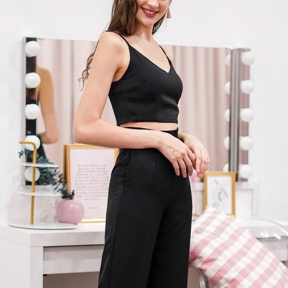 CABI Classy Black Crop Top With Adjustable Straps
